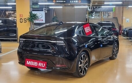 Toyota Prius IV XW50, 2023 год, 5 150 000 рублей, 4 фотография