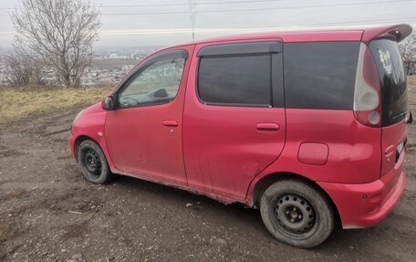 Toyota FunCargo, 2000 год, 355 000 рублей, 2 фотография