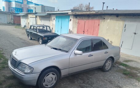 Mercedes-Benz C-Класс, 1994 год, 230 000 рублей, 5 фотография