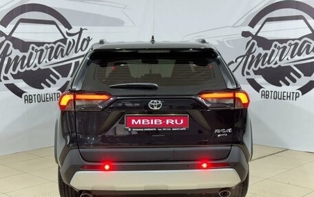 Toyota RAV4, 2024 год, 4 850 000 рублей, 6 фотография