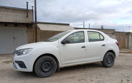 Renault Logan II, 2019 год, 1 085 000 рублей, 7 фотография