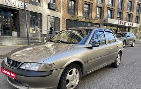 Opel Vectra B рестайлинг, 1998 год, 165 000 рублей, 3 фотография