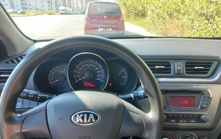 KIA Rio III рестайлинг, 2013 год, 1 000 000 рублей, 11 фотография