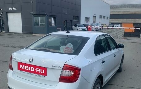 Skoda Rapid I, 2017 год, 1 055 000 рублей, 10 фотография