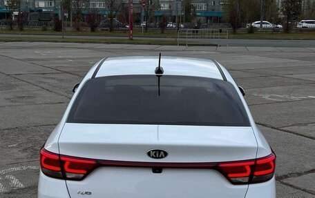 KIA Rio IV, 2018 год, 1 395 000 рублей, 16 фотография