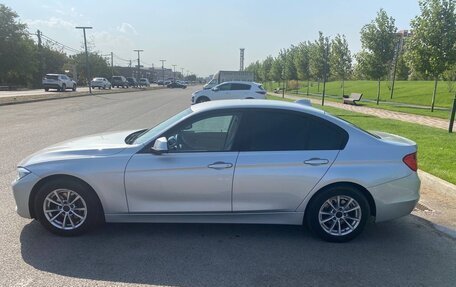 BMW 3 серия, 2013 год, 1 950 000 рублей, 2 фотография