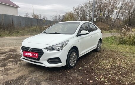 Hyundai Solaris II рестайлинг, 2019 год, 870 000 рублей, 1 фотография