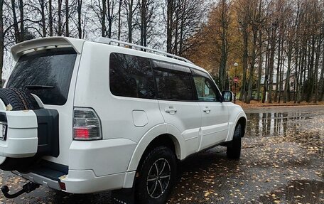 Mitsubishi Pajero IV, 2011 год, 2 150 000 рублей, 4 фотография