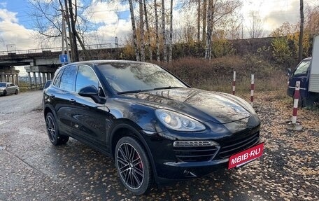 Porsche Cayenne III, 2014 год, 2 790 000 рублей, 2 фотография