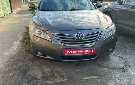 Toyota Camry, 2007 год, 1 380 000 рублей, 2 фотография