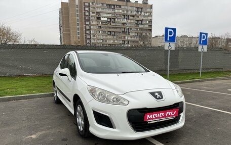 Peugeot 308 II, 2011 год, 700 000 рублей, 2 фотография