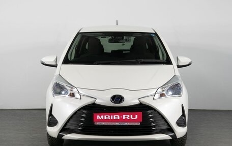 Toyota Vitz, 2019 год, 1 198 000 рублей, 2 фотография