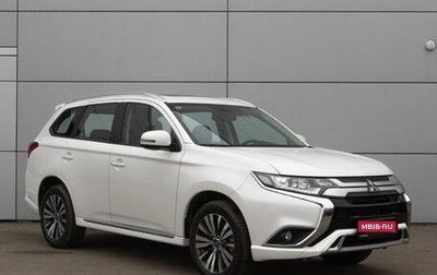 Mitsubishi Outlander III рестайлинг 3, 2022 год, 3 499 000 рублей, 1 фотография