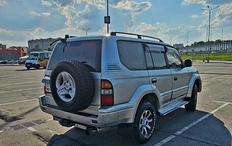 Toyota Land Cruiser Prado 90 рестайлинг, 1999 год, 1 800 000 рублей, 3 фотография