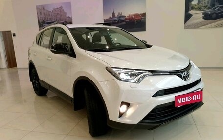 Toyota RAV4, 2019 год, 3 299 000 рублей, 3 фотография