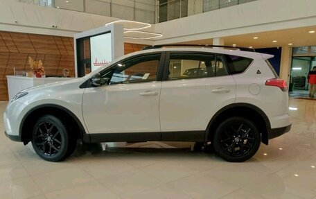 Toyota RAV4, 2019 год, 3 299 000 рублей, 6 фотография