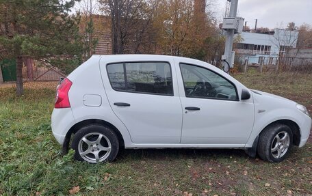 Renault Sandero I, 2014 год, 550 000 рублей, 4 фотография