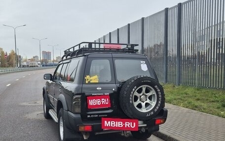 Nissan Patrol, 2001 год, 1 500 000 рублей, 4 фотография