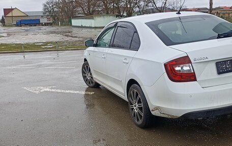 Skoda Rapid I, 2016 год, 880 000 рублей, 2 фотография