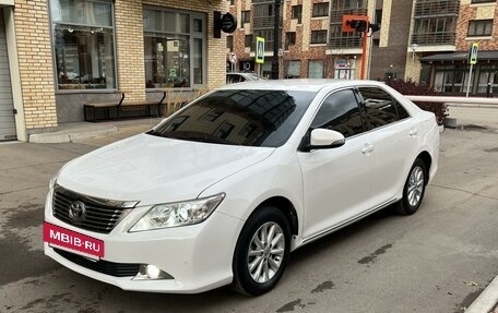 Toyota Camry, 2013 год, 1 850 000 рублей, 3 фотография