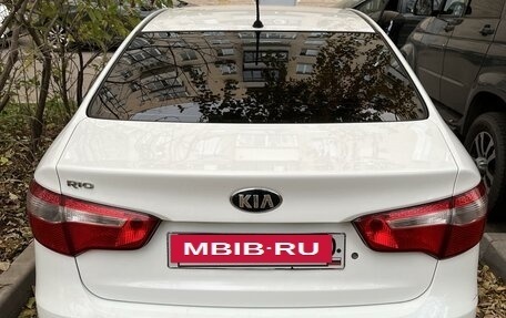 KIA Rio III рестайлинг, 2015 год, 750 000 рублей, 3 фотография