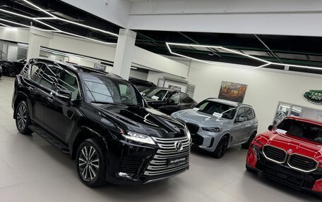 Lexus LX, 2024 год, 18 900 000 рублей, 39 фотография