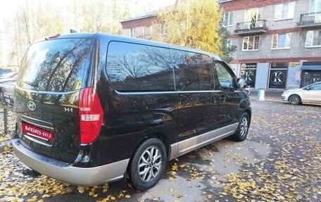 Hyundai H-1 II рестайлинг, 2019 год, 3 750 000 рублей, 3 фотография