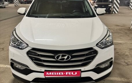 Hyundai Santa Fe III рестайлинг, 2017 год, 2 400 000 рублей, 3 фотография