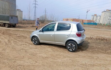 Toyota Vitz, 1999 год, 450 000 рублей, 1 фотография