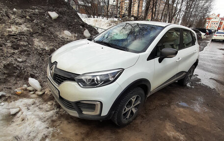 Renault Kaptur I рестайлинг, 2017 год, 1 499 999 рублей, 2 фотография