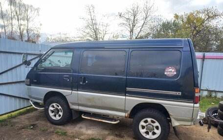 Mitsubishi Delica III, 1997 год, 500 000 рублей, 2 фотография