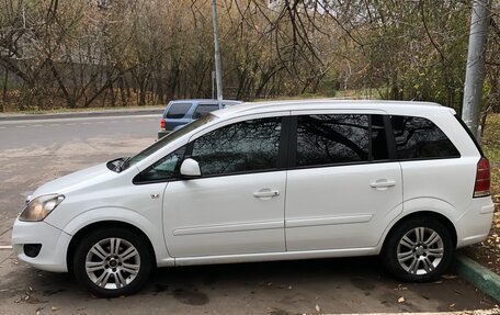 Opel Zafira B, 2012 год, 650 000 рублей, 1 фотография