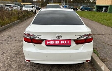 Toyota Camry, 2015 год, 1 900 000 рублей, 3 фотография