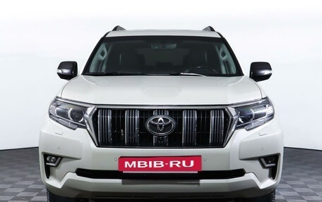 Toyota Land Cruiser Prado 150 рестайлинг 2, 2020 год, 5 490 000 рублей, 2 фотография