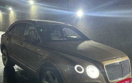 Bentley Bentayga I, 2015 год, 11 250 000 рублей, 3 фотография