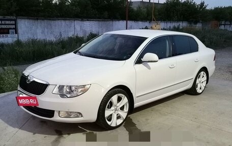 Skoda Superb III рестайлинг, 2012 год, 1 700 000 рублей, 3 фотография