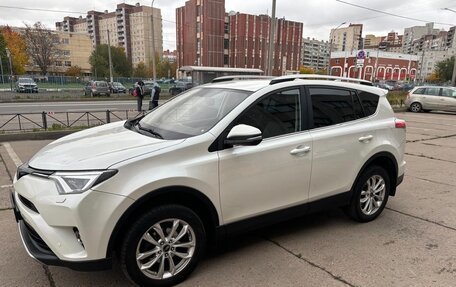 Toyota RAV4, 2016 год, 2 099 999 рублей, 3 фотография