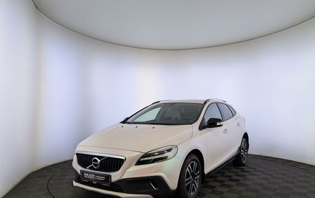 Volvo V40 II рестайлинг, 2019 год, 2 695 000 рублей, 1 фотография