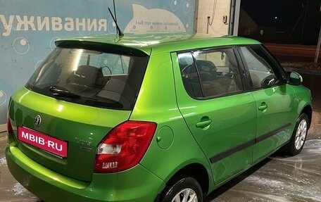 Skoda Fabia II, 2011 год, 680 000 рублей, 4 фотография