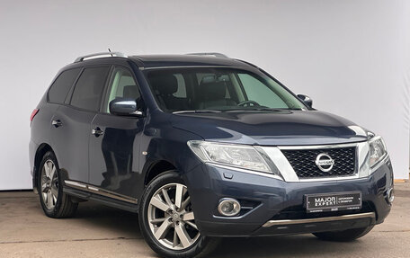 Nissan Pathfinder, 2016 год, 2 195 000 рублей, 3 фотография