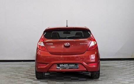 Hyundai Solaris II рестайлинг, 2013 год, 900 000 рублей, 6 фотография