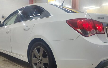 Chevrolet Cruze II, 2012 год, 800 000 рублей, 9 фотография