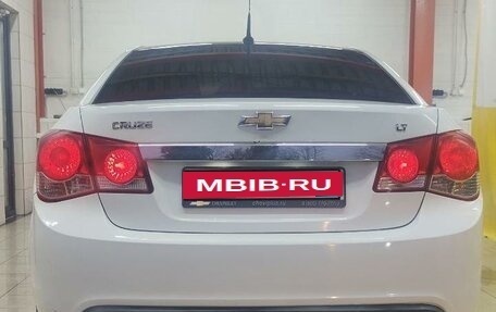 Chevrolet Cruze II, 2012 год, 800 000 рублей, 10 фотография