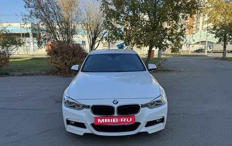 BMW 3 серия, 2018 год, 3 080 000 рублей, 3 фотография