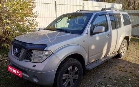 Nissan Pathfinder, 2005 год, 650 000 рублей, 2 фотография