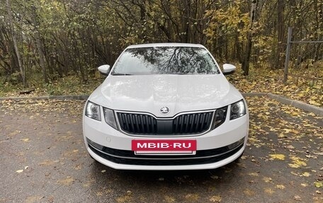 Skoda Octavia, 2018 год, 1 255 000 рублей, 2 фотография