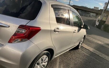 Toyota Vitz, 2016 год, 900 555 рублей, 8 фотография