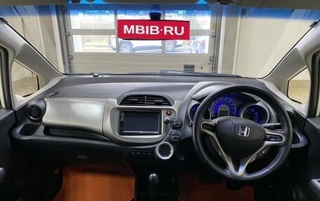 Honda Fit III, 2011 год, 879 999 рублей, 12 фотография