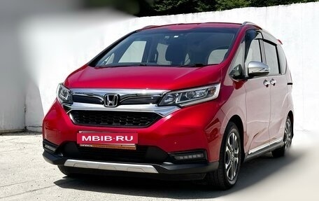 Honda Freed II, 2021 год, 2 220 000 рублей, 15 фотография