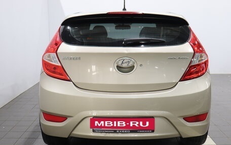 Hyundai Solaris II рестайлинг, 2013 год, 892 000 рублей, 3 фотография